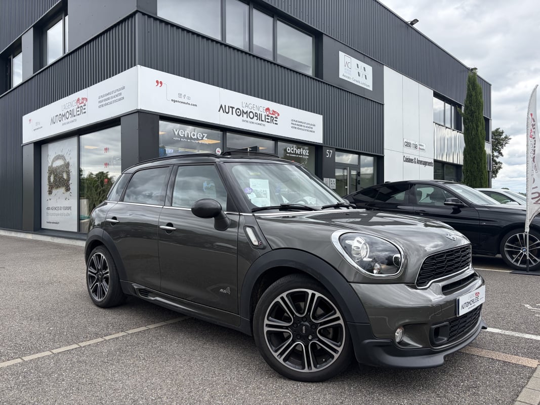 Mini Countryman COOPER S 1.6i 184 JCW ALL4 PANO HK — 1