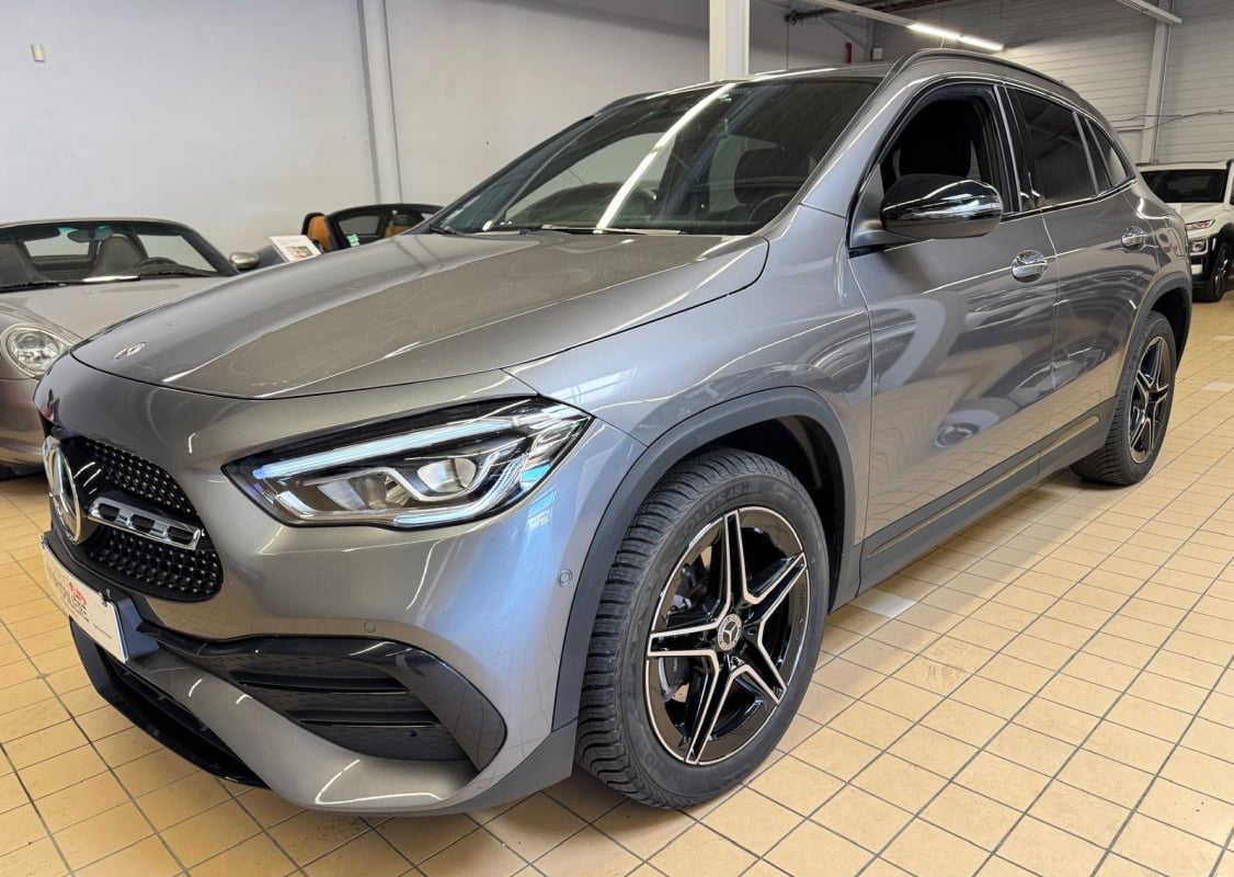 Mercedes-Benz Classe GLA AMG Line 250 e 160+102ch 8G-DCT