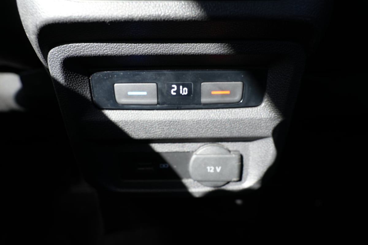 Volkswagen Tiguan Allspace 2.0 BI-TDI 240 R-LINE 4MOTION EXCLUSIVE DSG7 — 40