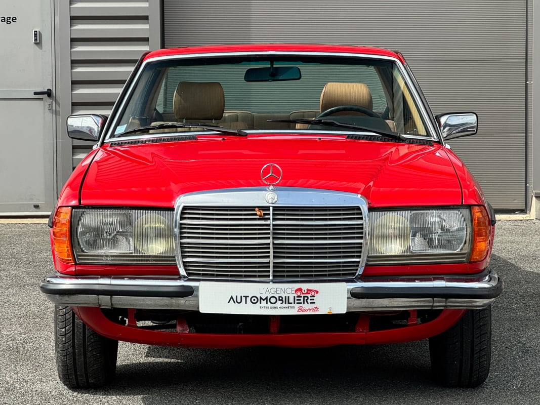 Mercedes-Benz 230 CE - 2ème main - Origine France — 2