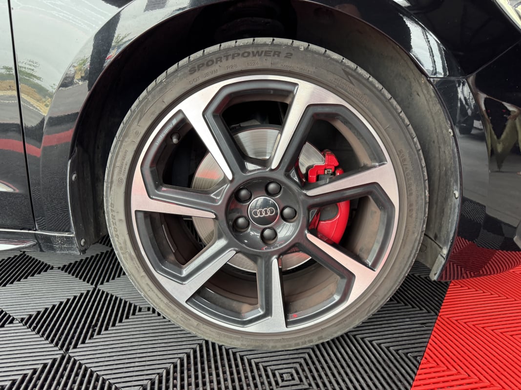Audi Audi A1 Sportback 2.0 TFSI 200 S-Line BVA Garantie 12mois — 40