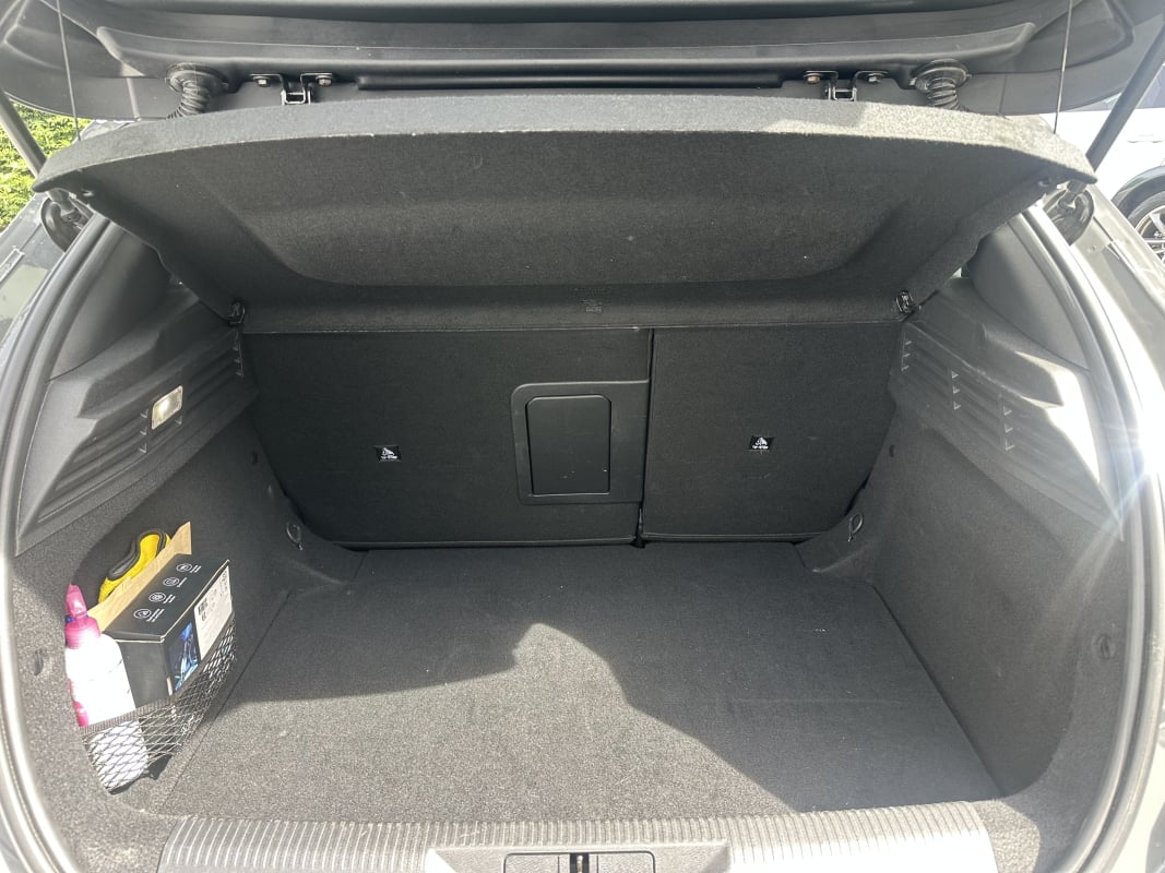Peugeot 308 1.2L 130ch S&S GT EAT8 — 18