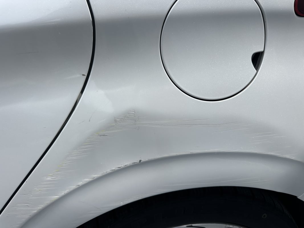 Peugeot 208 1.2L 110 CV GT line boite auto — 17