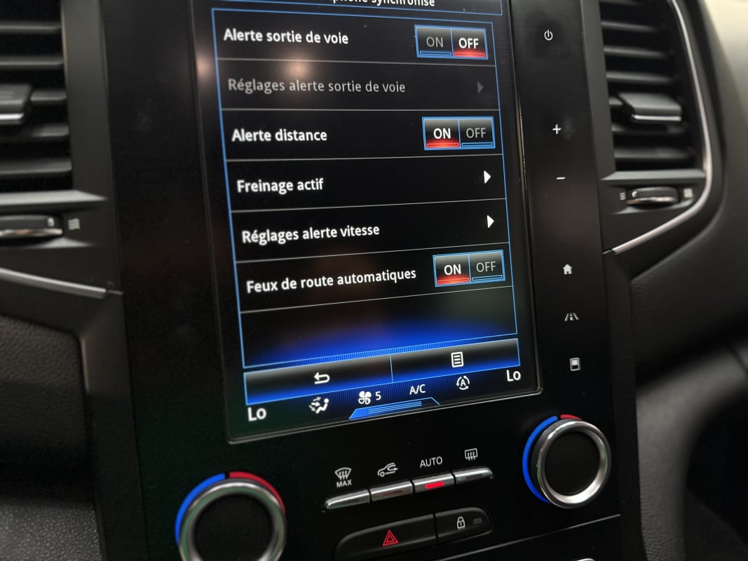 Renault Renault Megane 4 1.5 BLUE DCI 110 GT LINE — 18