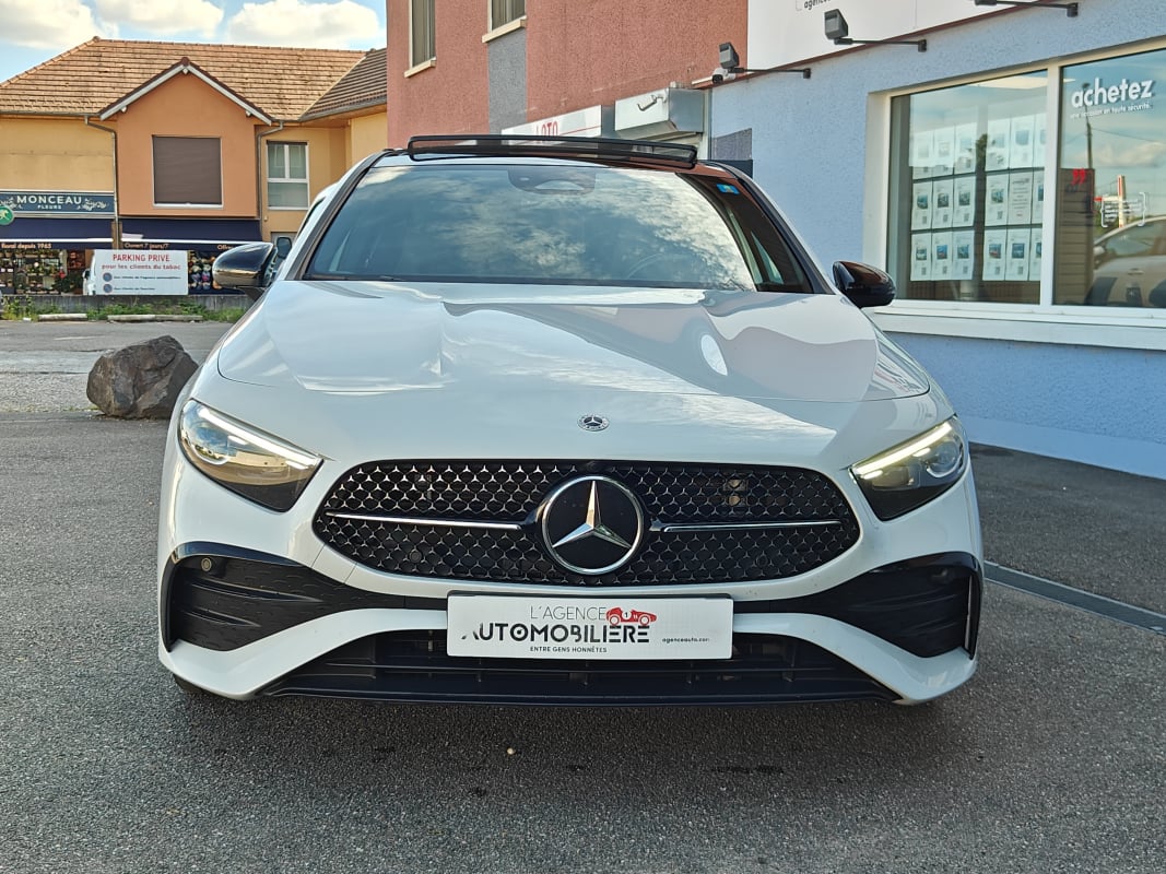 Mercedes-Benz Classe A 200 163ch AMG Line 7G-DCT — 2