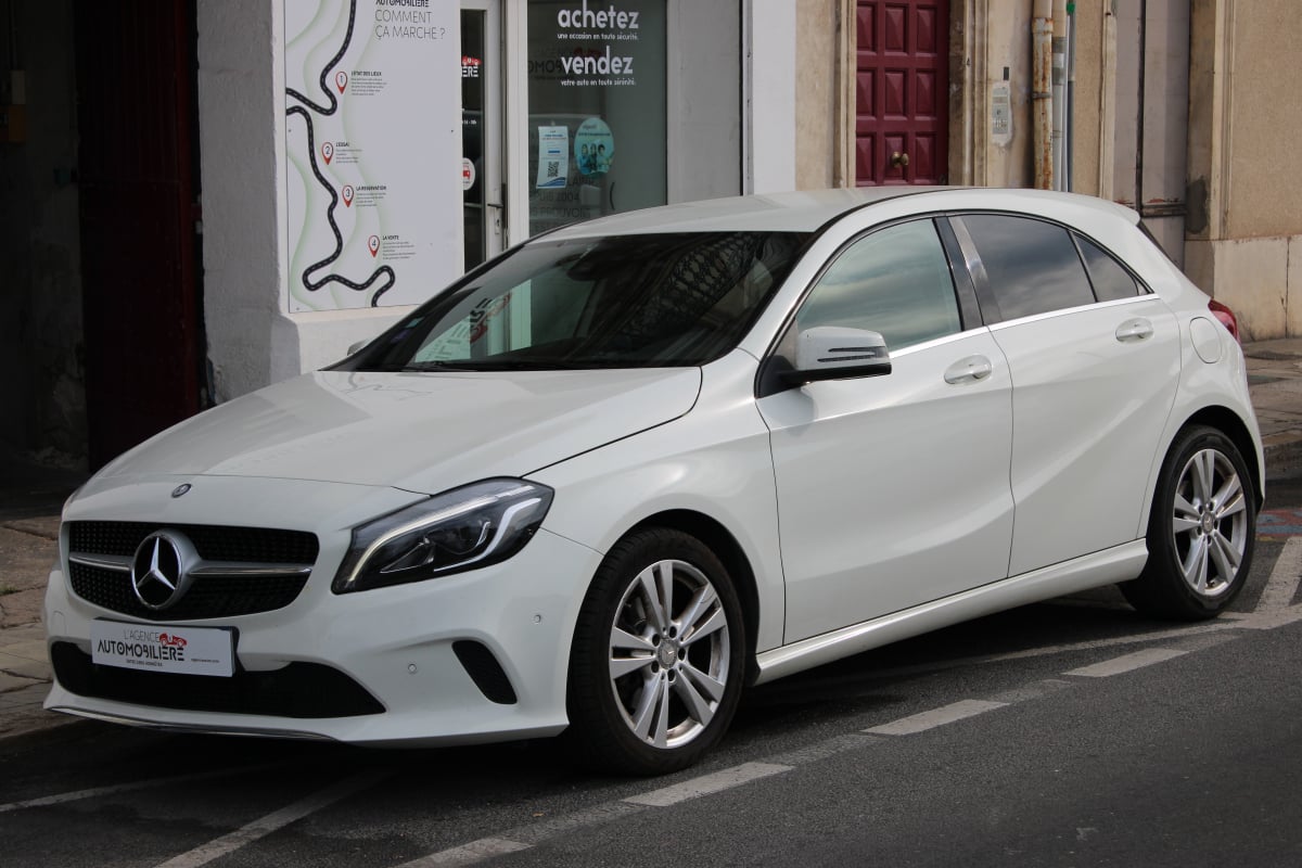 Mercedes-Benz Classe A 1.6 200 155 SENSATION 7G-DCT BVA ( Moteur Mercedes, Caméra de recul, Radar Av et Arr ... )