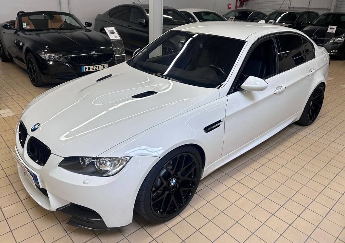 BMW M3 e90 DKG Drivelogic 420ch — 2