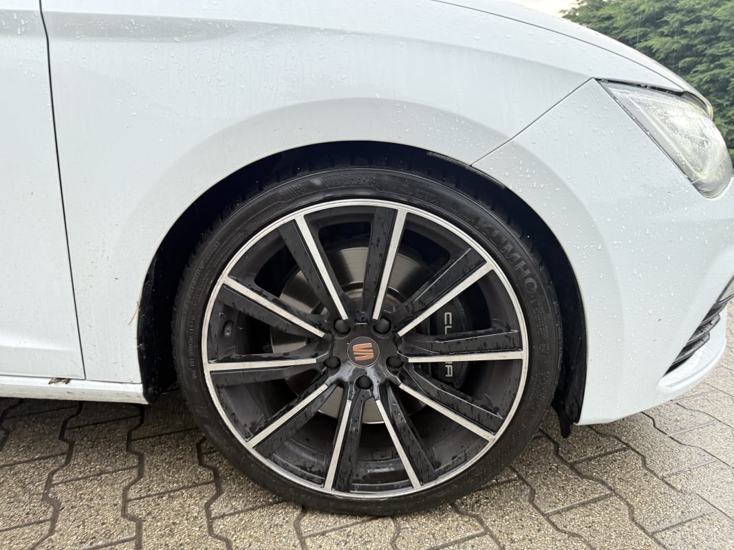 Cupra Leon 2.0 TSI 290 CV DSG7 distribution faite — 14