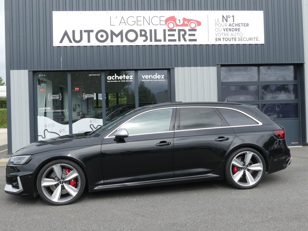 Audi Rs4 Avant RS4 AVANT V6 2.9 TFSI 450 QUATTRO TIPTRONIC — 2