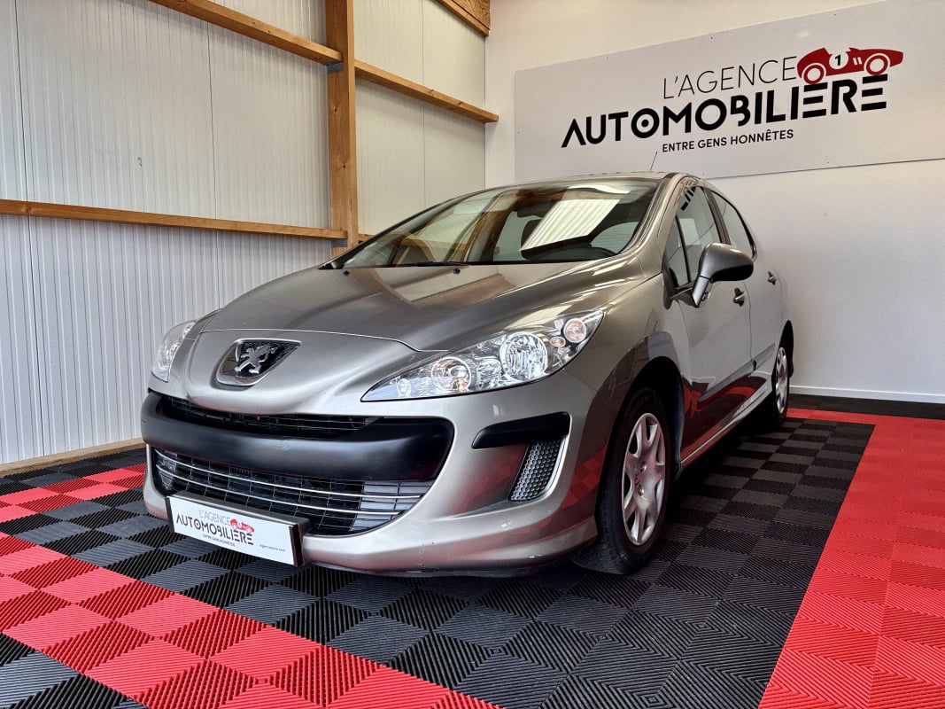 Peugeot 308 (2) 1.6 HDI 92 CONFORT PACK BVM5 5P (1ère main) — 1