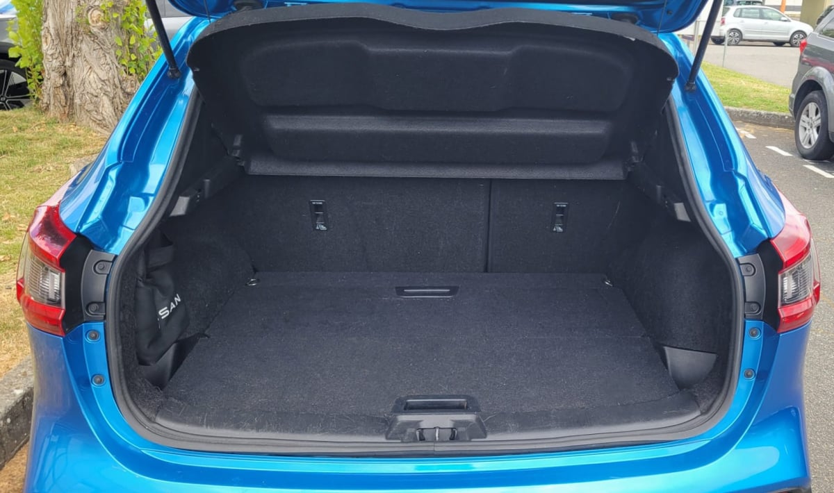 Nissan Qashqai 1.3 DIGT 160 TEKNA + 2WD BVA -SIEGES CUIR- TOIT PANORAMIQUE- SIEGES AV ELECTRIQUES — 22