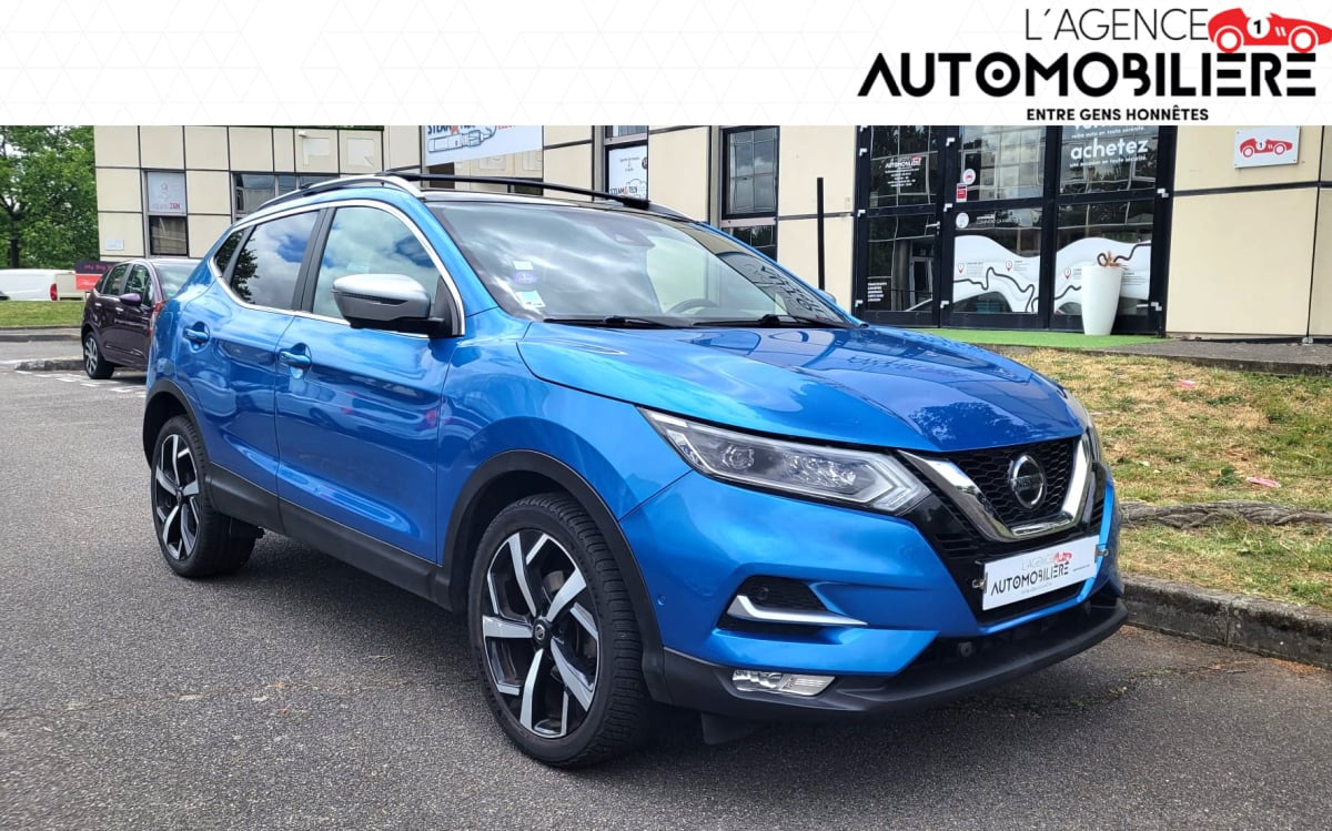 Nissan Qashqai 1.3 DIGT 160 TEKNA + 2WD BVA -SIEGES CUIR- TOIT PANORAMIQUE- SIEGES AV ELECTRIQUES