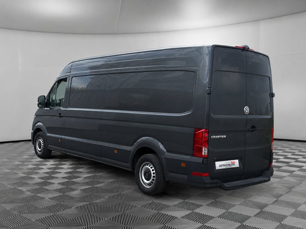Volkswagen Crafter 35 L4H3 2.0 TDI 140ch Business Plus BVA8 / HT : 28 325,00 € — 2