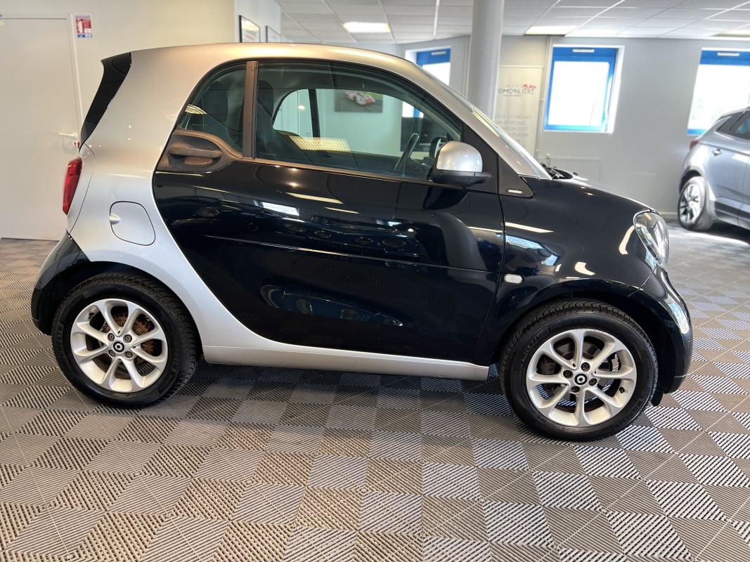 Smart Smart Fortwo 2 0.9 Passion 90 CV Smart Audio System Radar AR Bluetooth GPS — 17