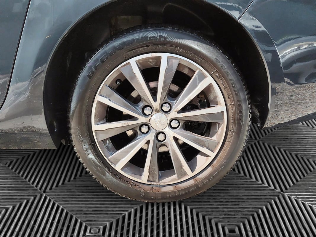 Peugeot 308 SW 1.6 BlueHDi 120ch S&S Allure Business EAT6 - Garantie 6 mois — 23