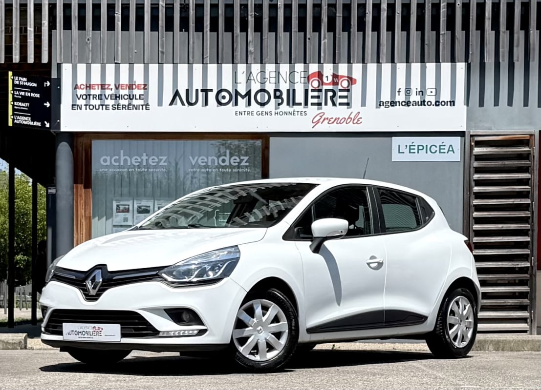 Renault Clio IV Sté 1.5 dCi 75ch Media Nav 2pl / GPS — 1