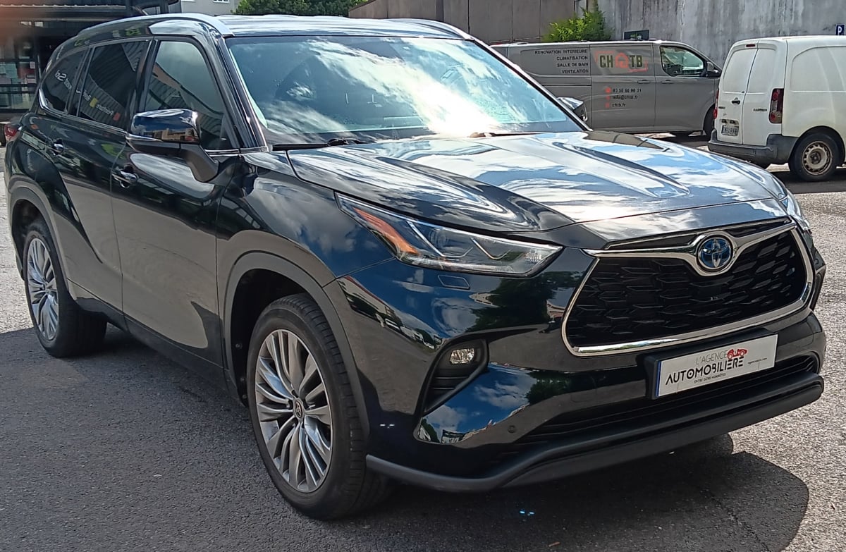 Toyota Highlander 7places 2.5 VVT-iE 248Cv Hybrid 4WD — 1