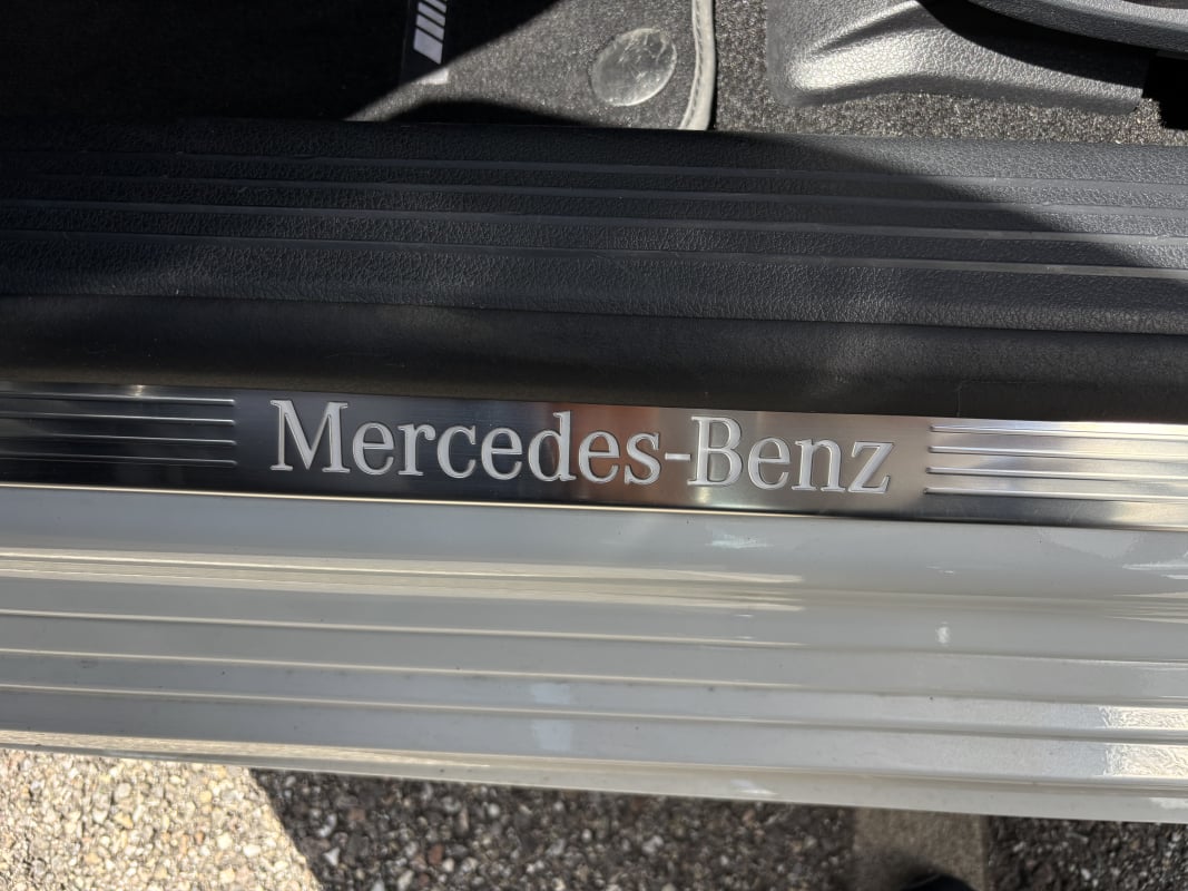 Mercedes-Benz Classe A 200D 150 AMG LINE 8G-DCT - GARANTIE 12 MOIS — 32