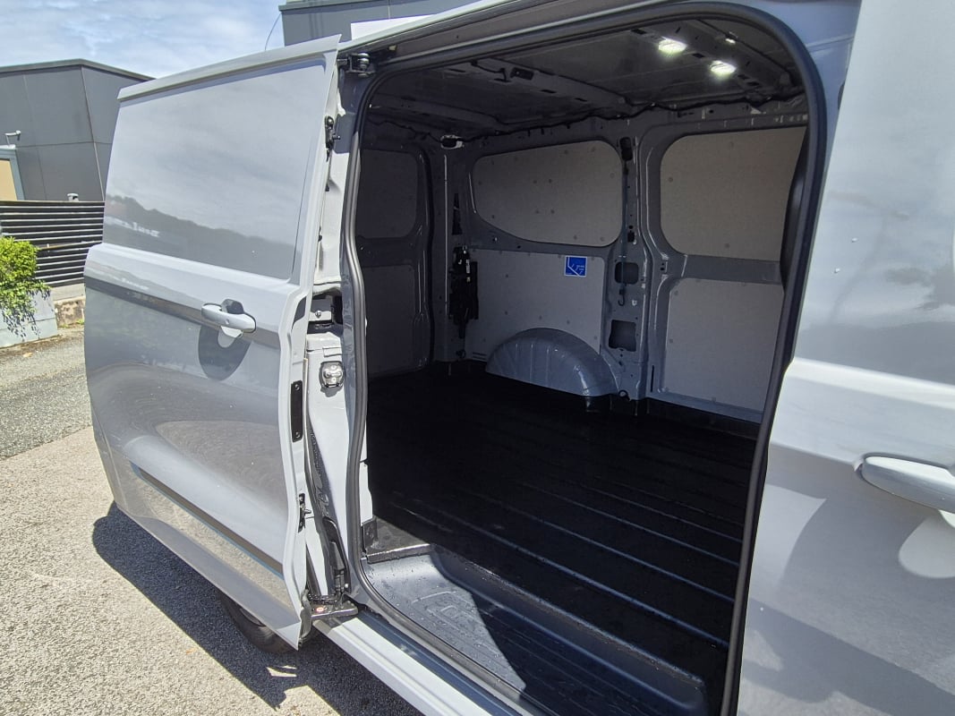 Ford Transit Custom 2.0 ECOBLUE 170 CH BVA8 SPORT 320 L1H1 2026 - 3000 Kms - TARIF TTC - — 20