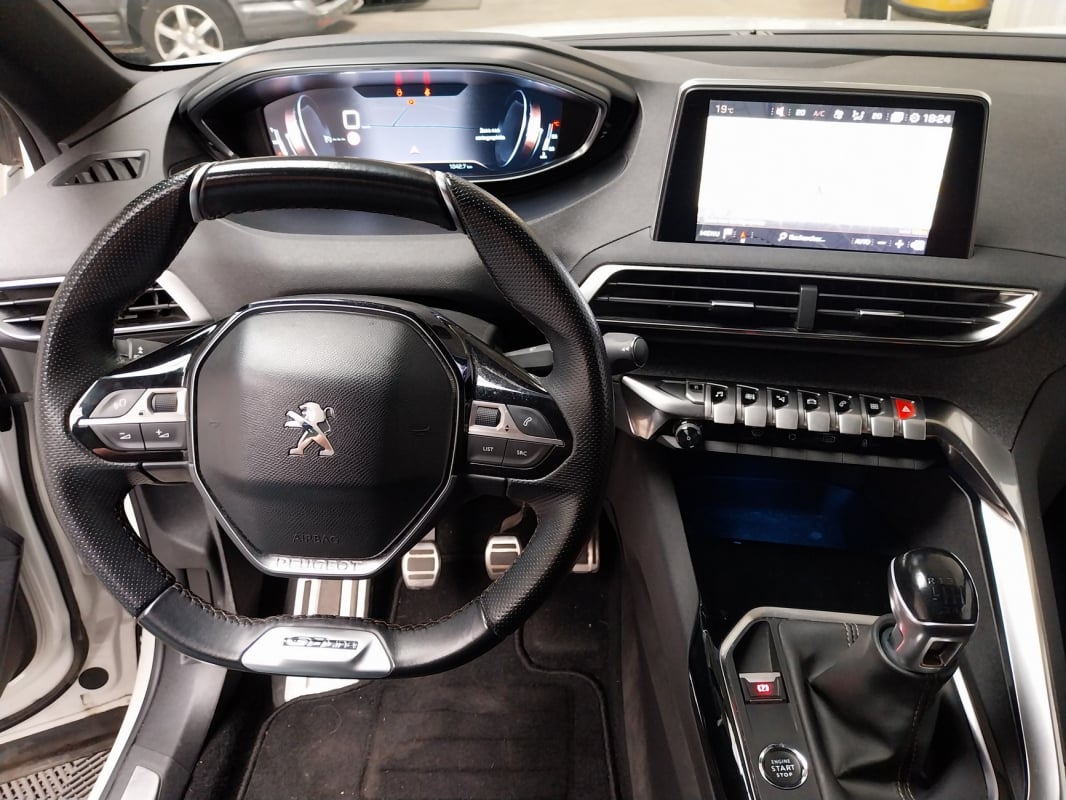 Peugeot 3008 1,2 i 130 GT Line — 27
