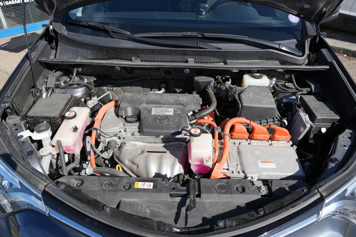 Toyota RAV4 IV (2) HYBRIDE 2.5 l 197 AWD DYNAMIC EDITION BUSINESS — 40