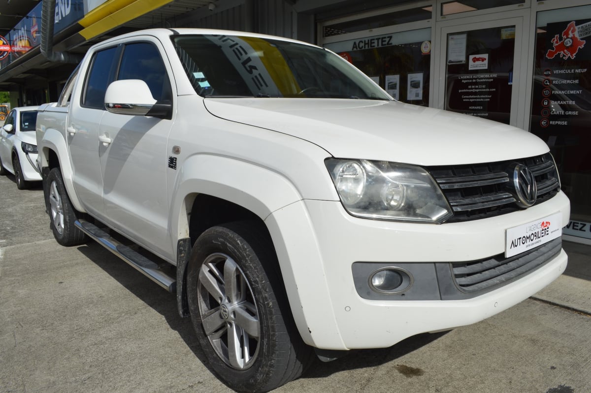 Volkswagen Amarok 2.0 TDI 180 4MOTION AUTO ULTIMATE — 2