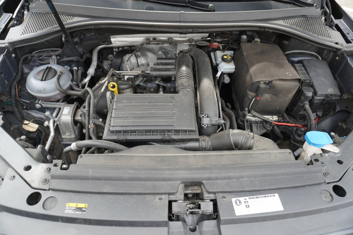 Volkswagen Tiguan 1.4 TSI 150 ch Carat R-Line Toit Ouvrant Attelage — 40