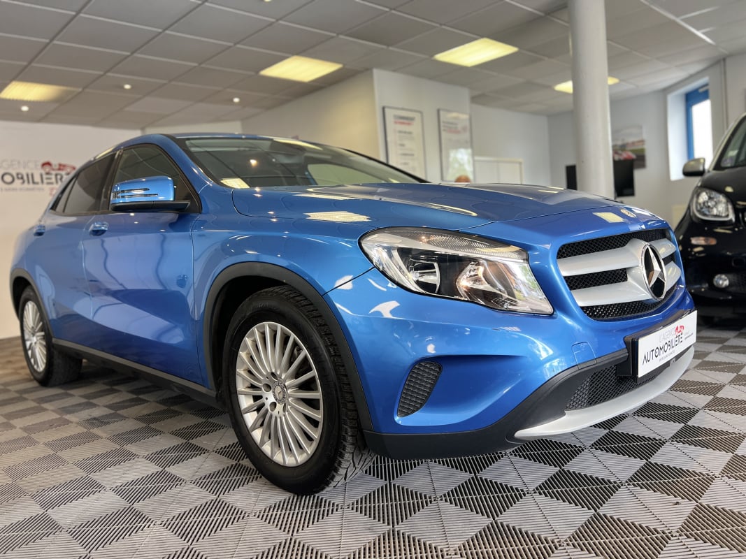 Mercedes-Benz Classe GLA 200D 2.1 7G-DCT 136CV Historique complet constructeur — 2