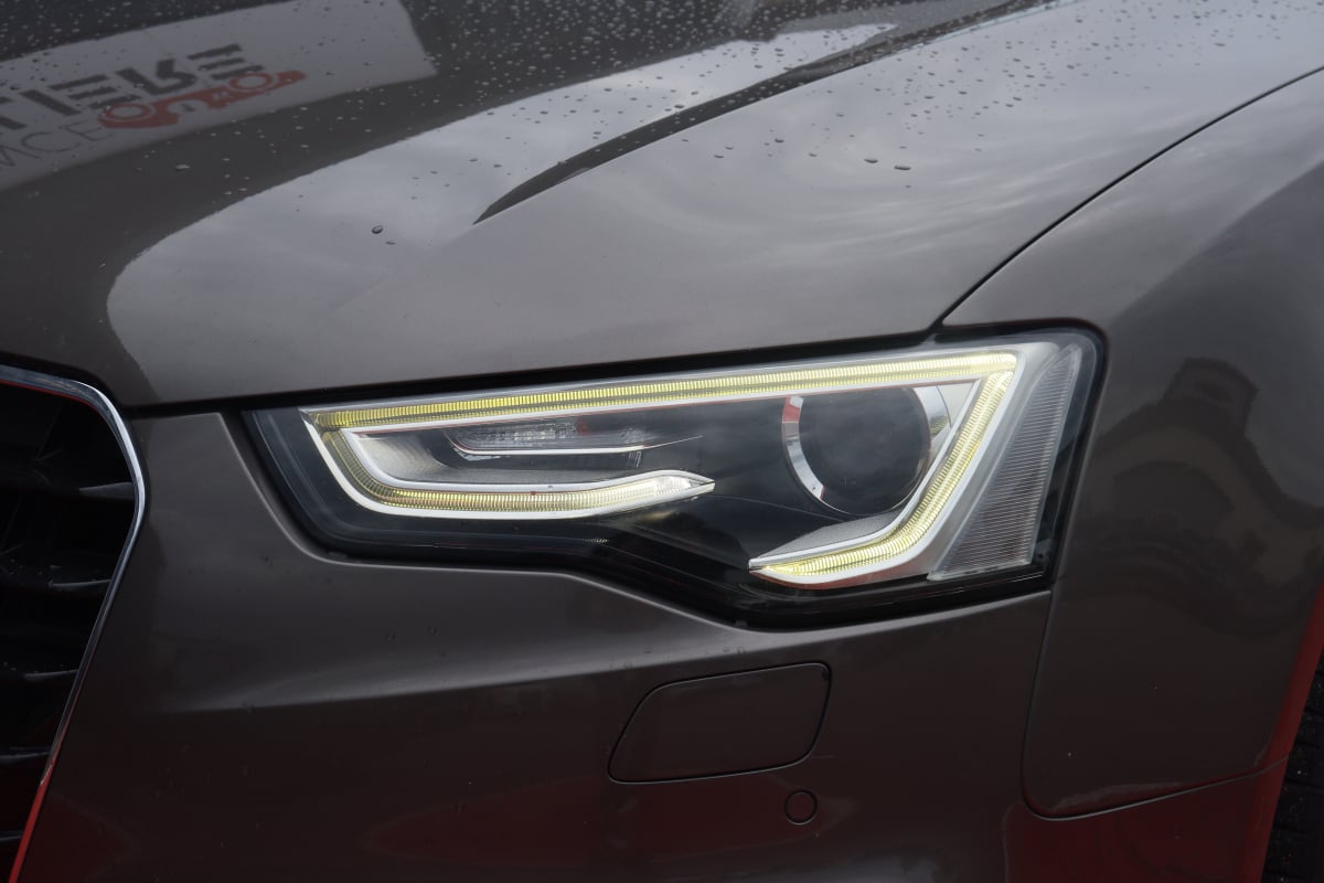 Audi A5 1.8 TFSI 170 S Line S-Tronic6 (Toit ouvrant, GPS, Bluetooth) — 37