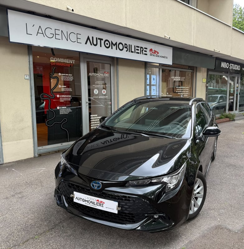 Toyota Corolla Touring Sport HYBRIDE 140 DYNAMIC BUSINESS — 1