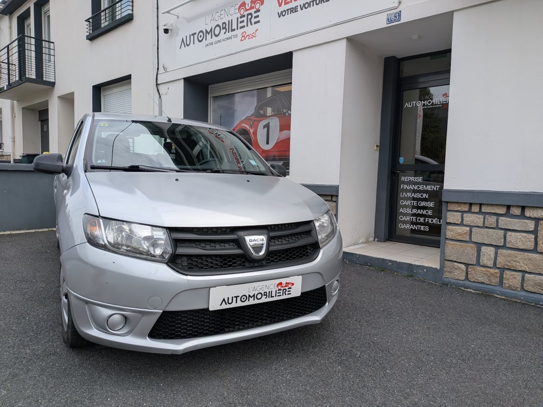 Dacia Dacia Sandero 1.2 16v 75 ch AMBIANCE — 1
