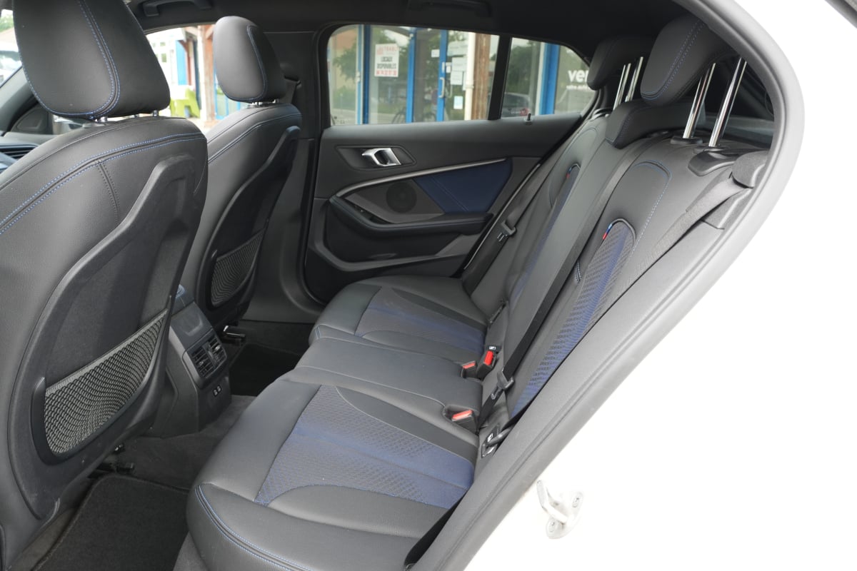 BMW Série 1 (F40) 118D 2.0 150 M SPORT BVA8 — 40