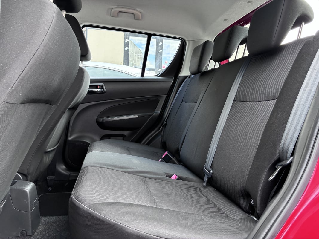 Suzuki Swift 1.2 VVT 95CH GLX — 19
