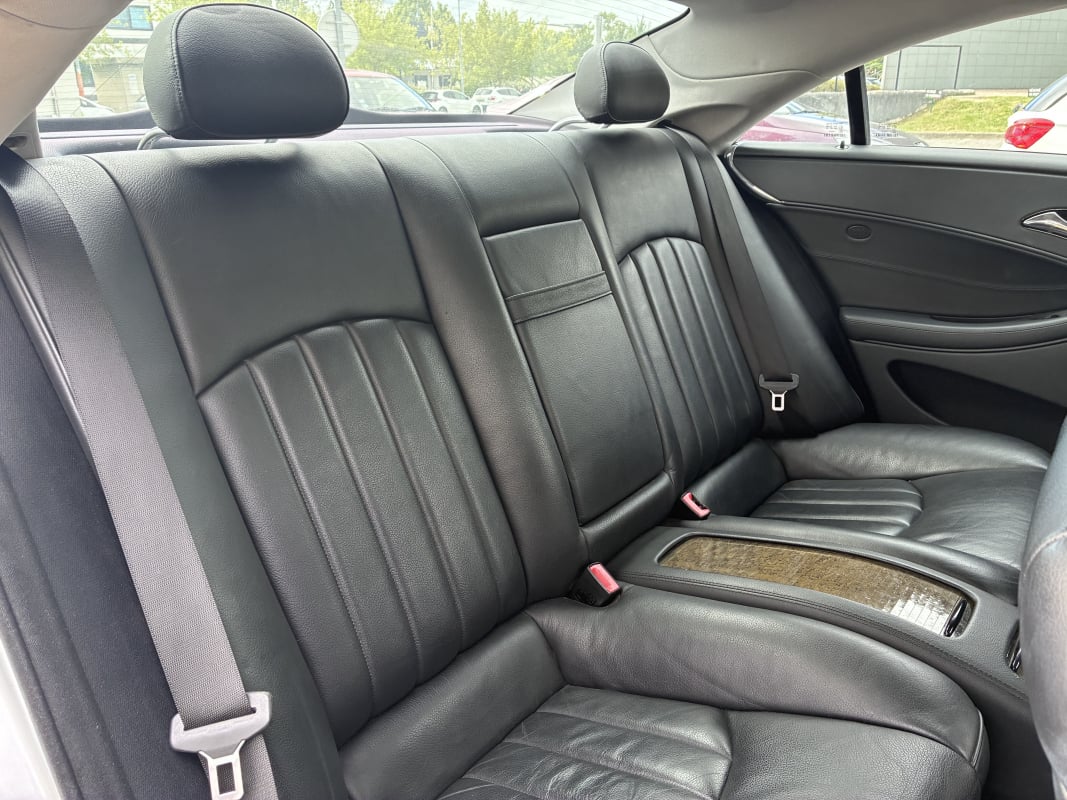 Mercedes-Benz CLS 3.0 V6 320 CDI 225CH BVA — 14