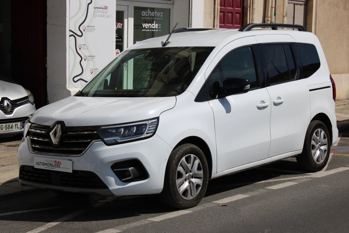 Renault Kangoo COMBI 1.5 BLUEDCI 115 TECHNO BVA ( 1ère main, Caméra de recul, CarPlay ... ) — 1