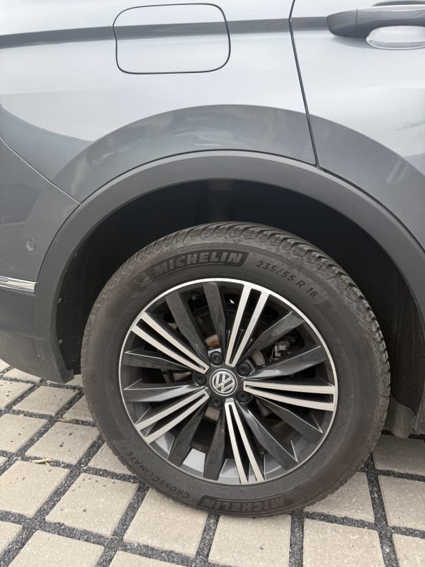 Volkswagen Tiguan Allspace 2.0 TDI 150 DSG7 CARAT — 36