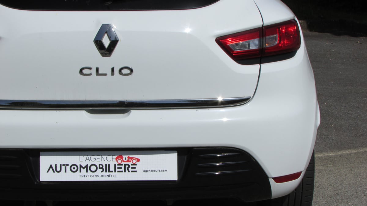 Renault Clio 0,9L TCE 75CH ENERGY LIMITED — 22