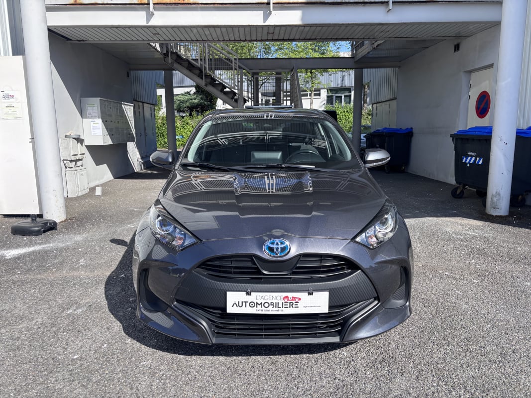 Toyota Yaris Hybrid E-CVT 116 cv Boîte auto - Première main — 2