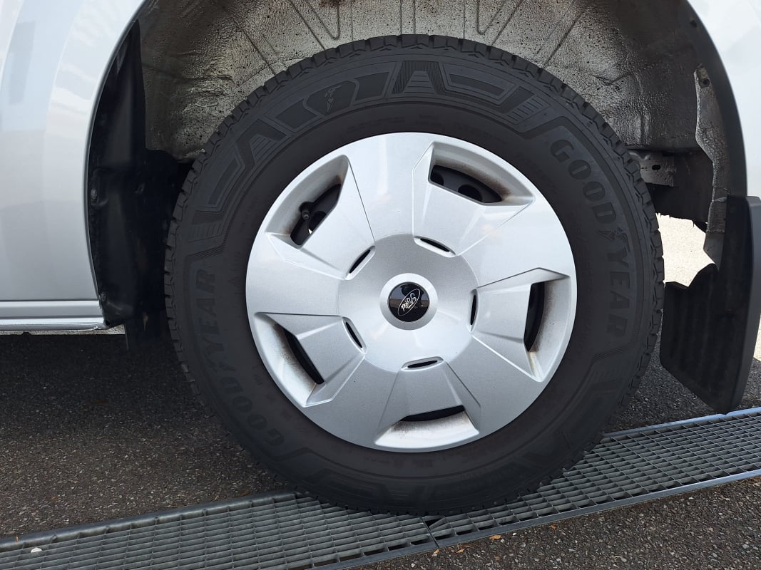 Ford Transit Custom Fg 280 L1H1 2.0 136 ch TREND 1ère main — 35