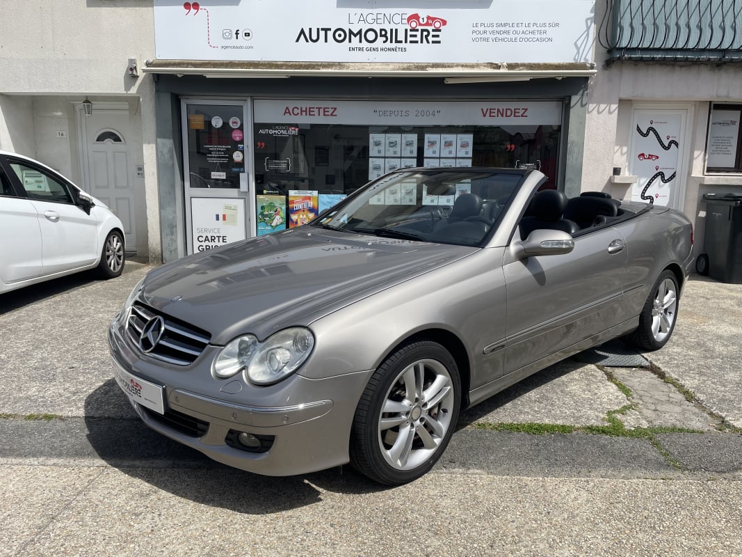 Mercedes-Benz CLK Cabriolet 320 CDi 3.0 V6 224 cv - Avantgarde Boîte auto