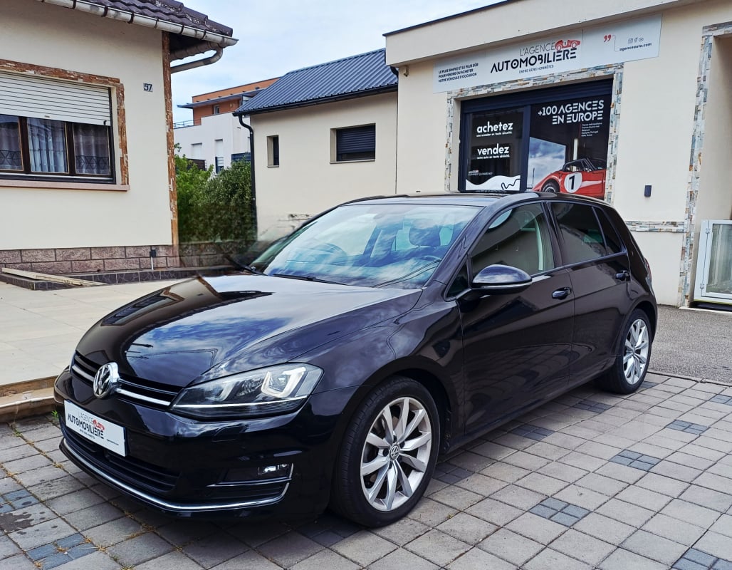 Volkswagen Golf 1.2 TSI 105 CV Confortline DSG7 Seulement 58000 km — 1