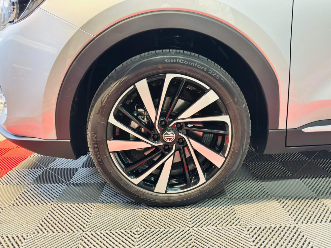 MG ZS 1.5 L Hybrid+ 197 ch Luxury- garantie constructeur 06/2032 — 38