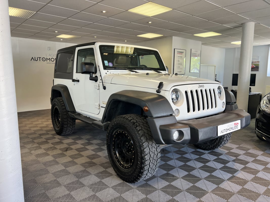 Jeep Wrangler 3.6 V6 4WD 284 CV Sahara Flexfuel Amortisseur Off Road Ecran Multimédia + 5 Jantes d'origines — 2