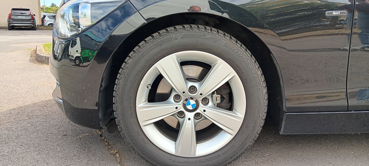 BMW Série 1 118d xDrive Sport 143Cv — 23