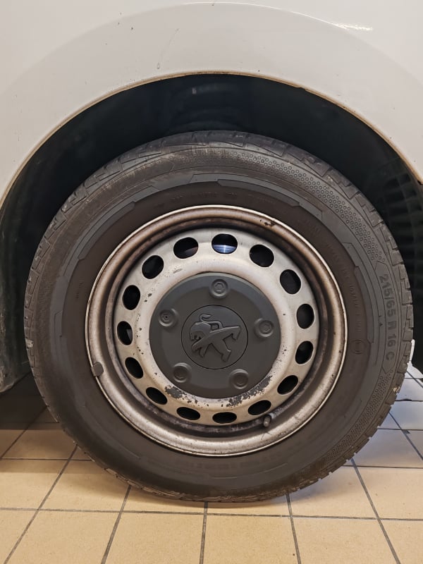 Peugeot Expert Fg M 1.5 BlueHDi 100ch S&S Base — 22
