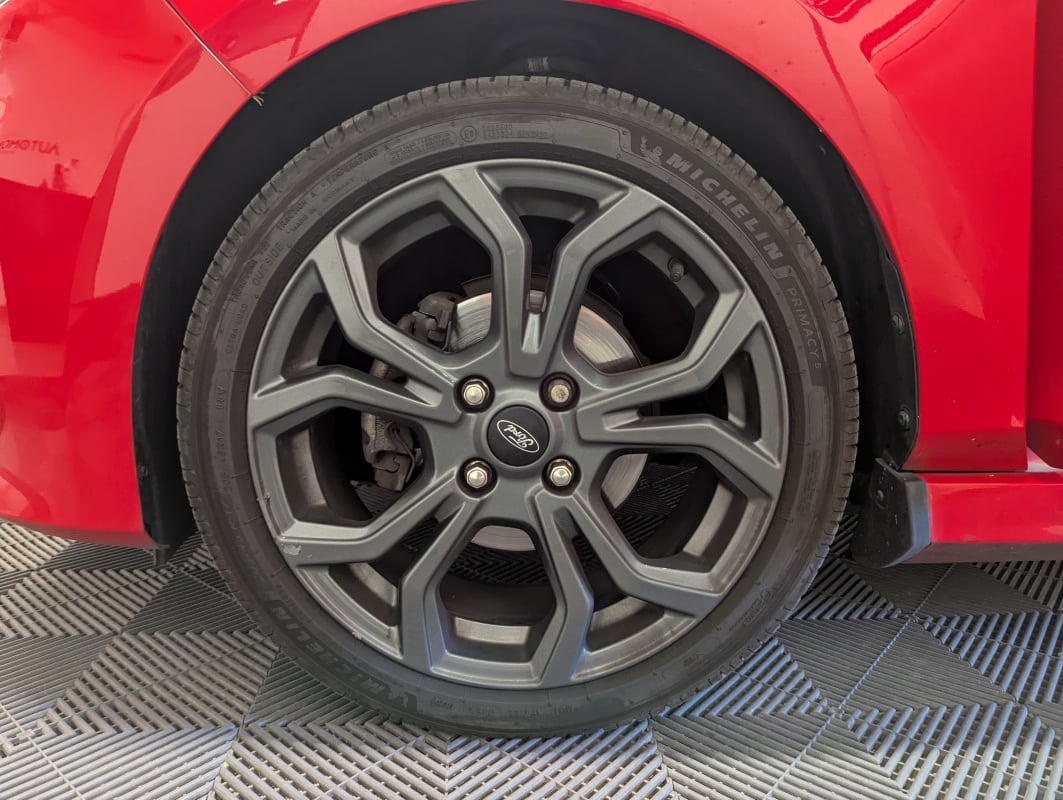 Ford Fiesta VI 1.0 ECOBOOST 100 S&S ST-LINE 3P — 25