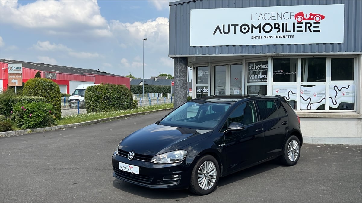 Volkswagen Golf 1.2 TSI 105 BLUEMOTION CUP DSG BVA — 2