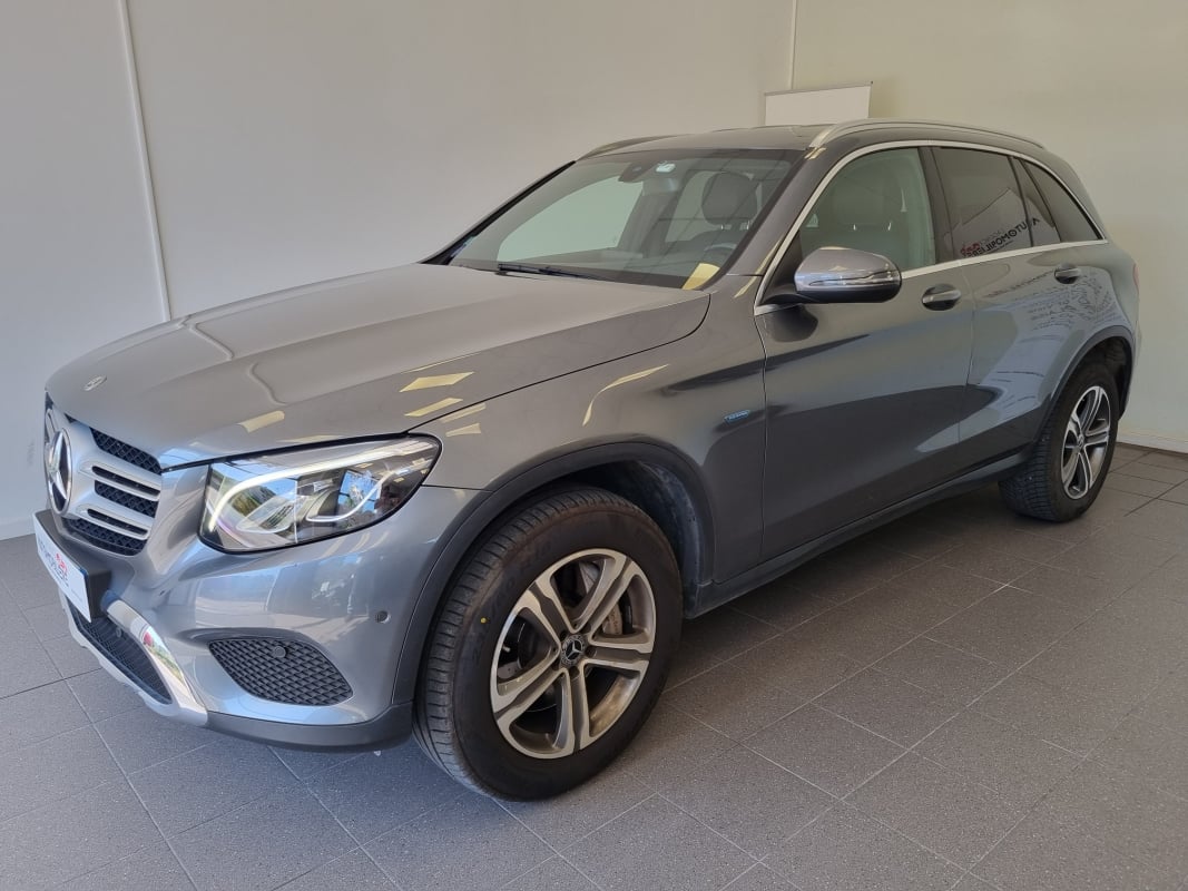 Mercedes-Benz Classe GLC 350 e 16V 320 EQ Power 4MATIC BlueTEC 7G-Tronic 211 cv — 2
