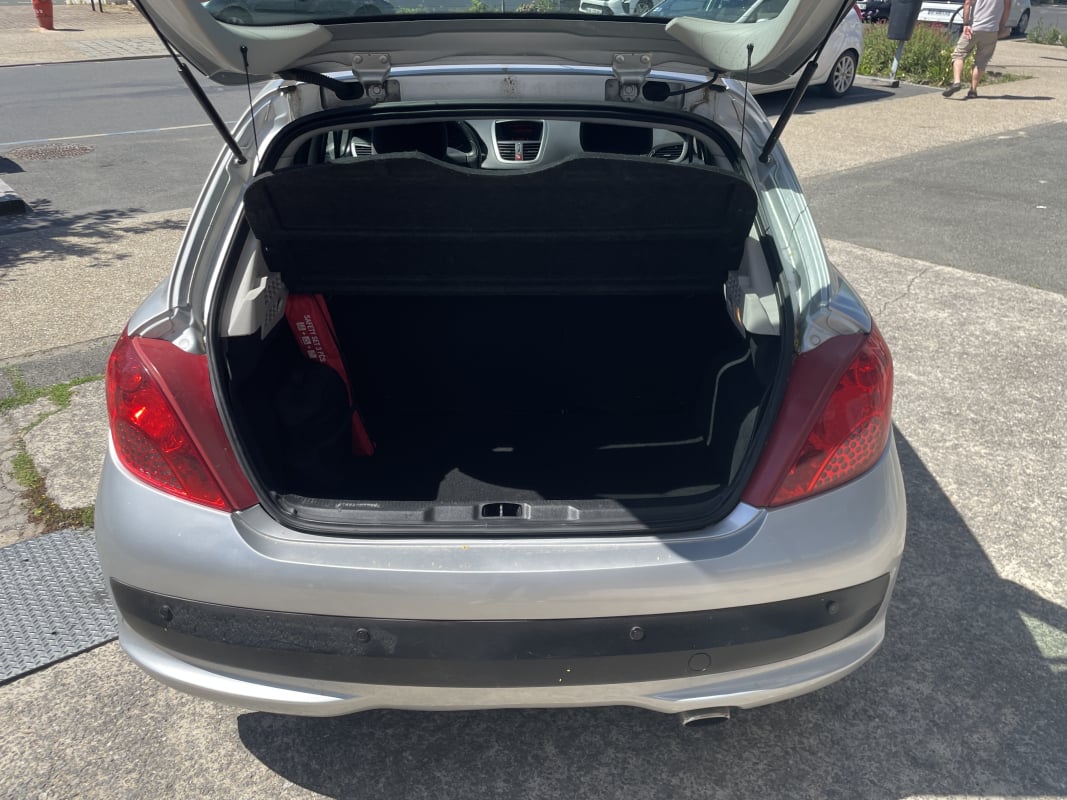 Peugeot 207 1.6e 120 cv Premium Pack Boite Auto - Distribution à chaine — 16