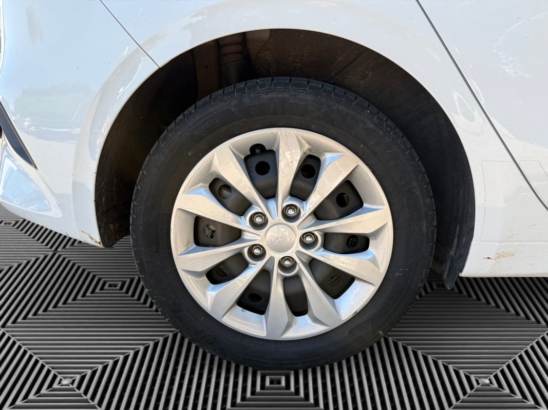Kia Ceed 1.0 T-GDI 100 ACTIVE — 17